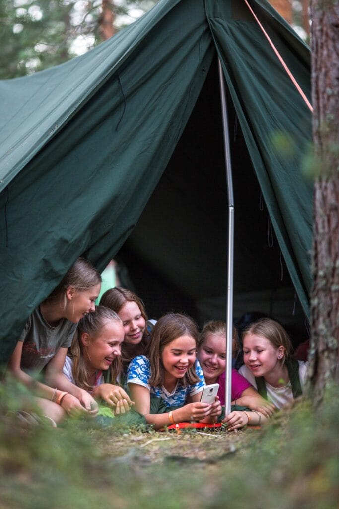 Mustarastaiden syyskausi starttaa - Lue lisää
